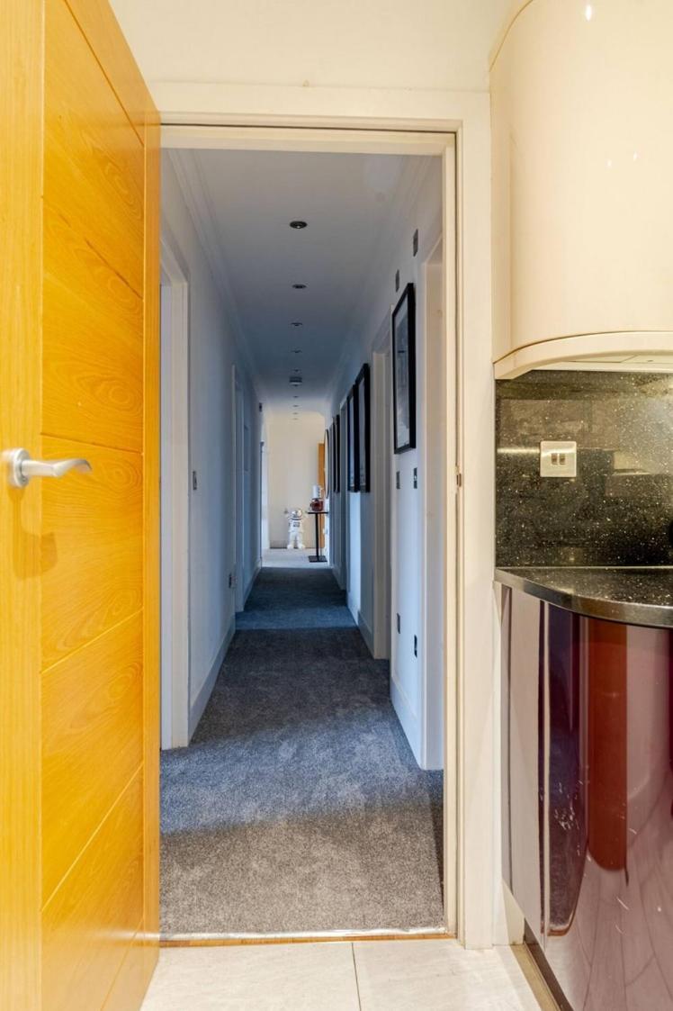 Exquisite 5 Bed Penthouse London