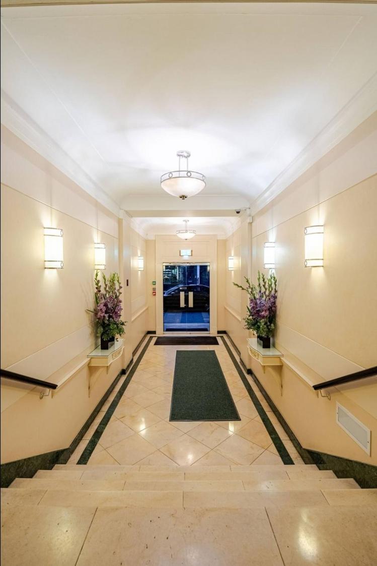 Exquisite 5 Bed Penthouse London