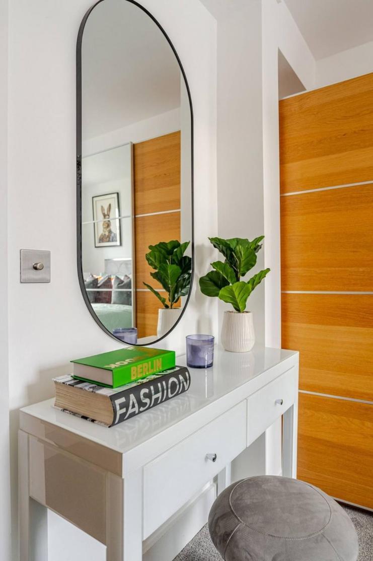 Exquisite 5 Bed Penthouse * London
